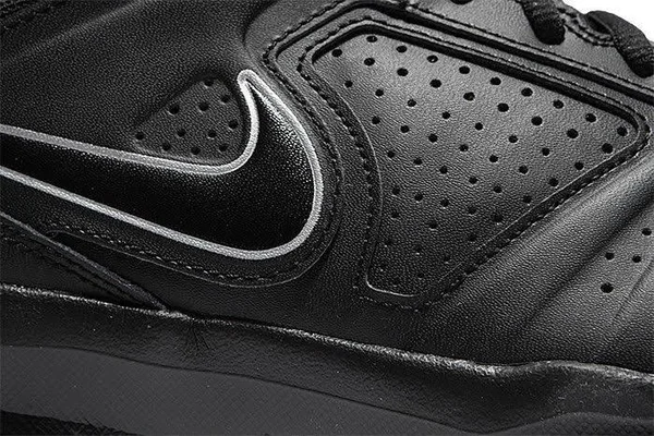 Nike Men T-Lite XI Cross Trainers
