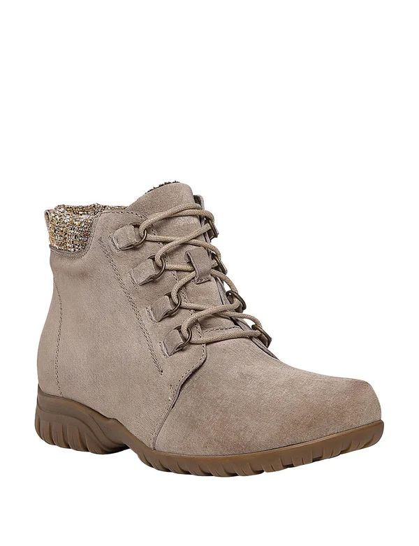 Propet Delaney 6 Women's Sand