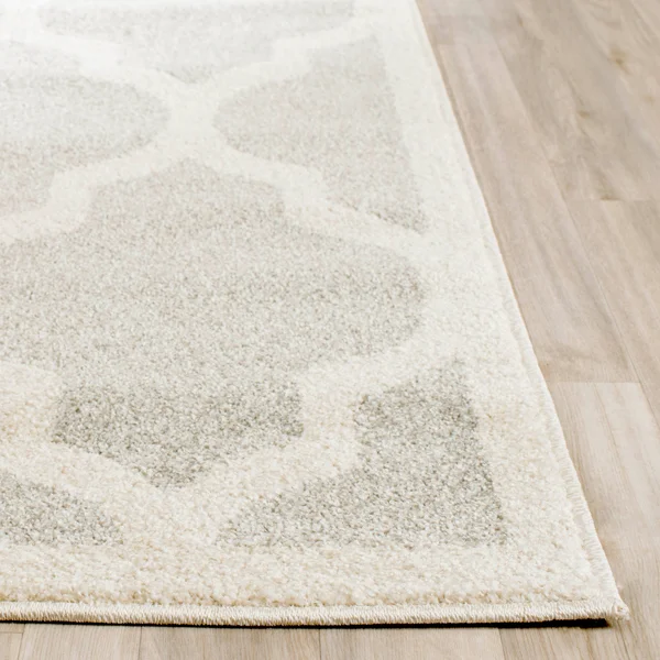 Safavieh 2&-3x22 x 15& Amherst AMT420B Light Grey, Beige Rug