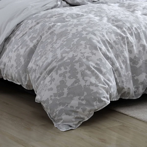 Kenneth Cole New York Merrion Comforter Set - Cotton, LT Grey, King