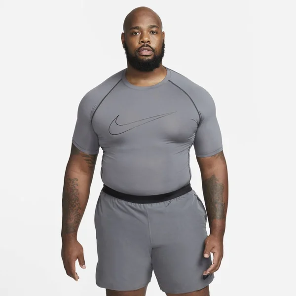 Nike Pro Dri-Fit Men's Tight Fit Short-Sleeve Top