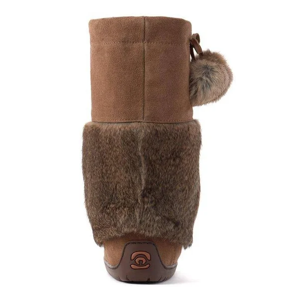 Manitobah Mukluks Women's Snowy Owl Suede Boot Oak 6