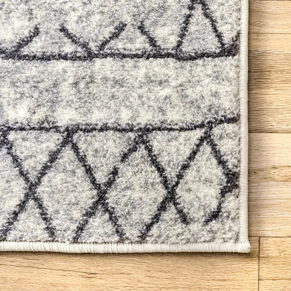 nuLOOM Bexley Faded Banded Tribal Area Rug - 6& 7x22 x 9& - Beige