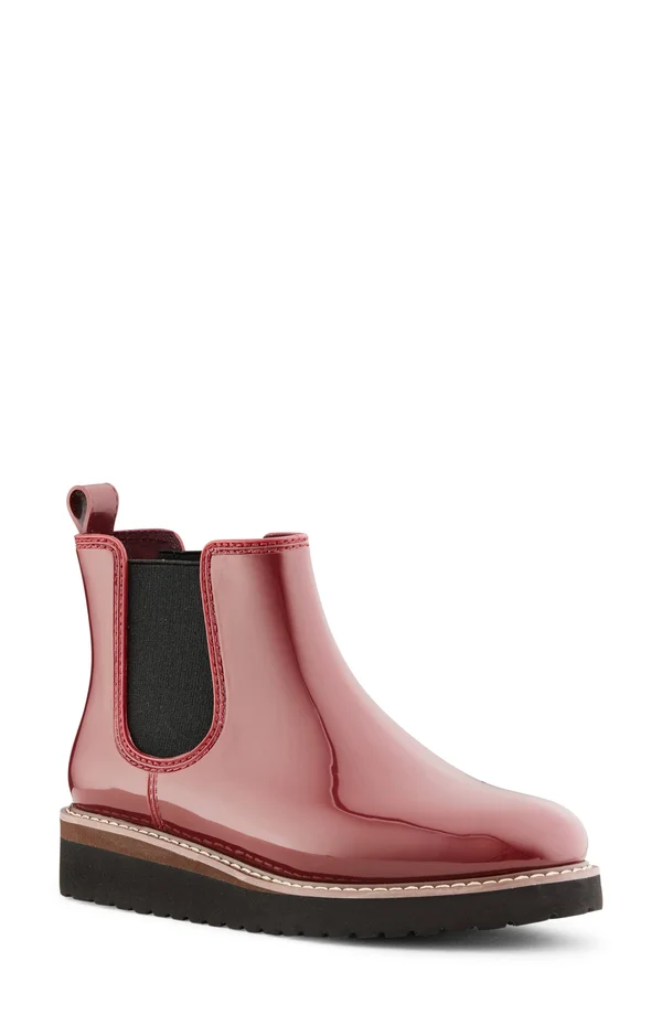Women's Cougar Kensington Chelsea Rain Boot Crimson, 6 M