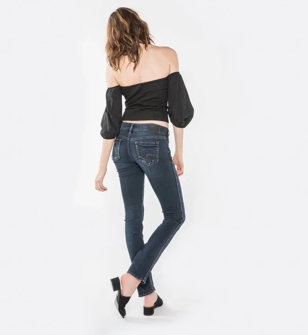 Silver Women's Elyse Rinse Wash Jeans - Straight Leg