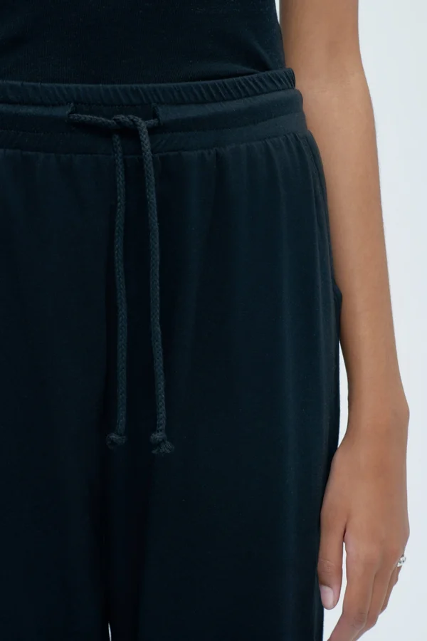 Kotn Women's Jersey Tapered Lounge Jogger, Size Small