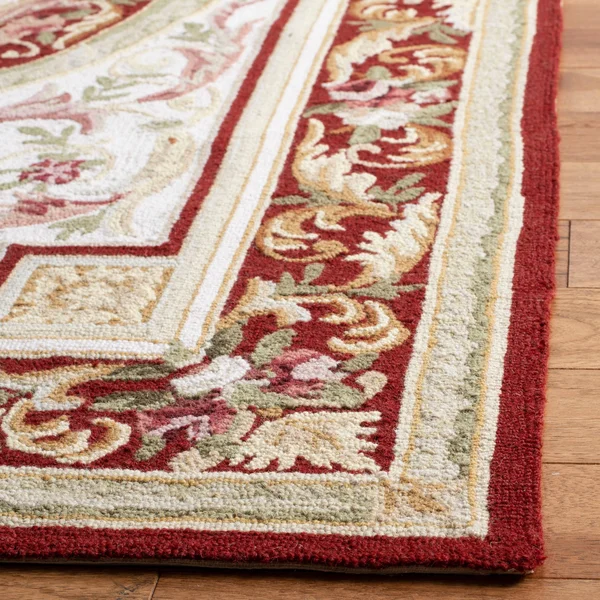 Safavieh Chelsea HK72A Ivory - Burgundy Rug 4&6x22 x 6&6x22 Oval