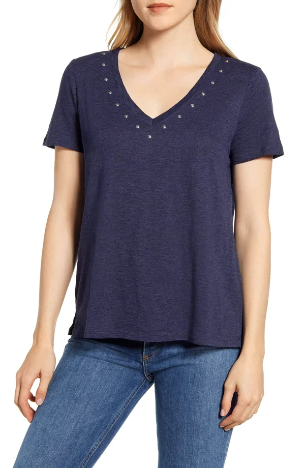 Vince Camuto Studded V-Neck Cotton Blend T-Shirt - Size XX-Small in Blue Cloud at Nordstrom