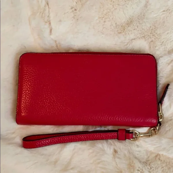Coach Women's Accordion Zip Wallet with Wristlet Strap - Im/Carnation