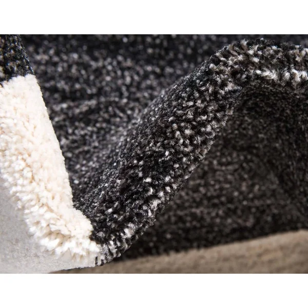2&7x22x10& Runner Maria Del Mar Rug Black/Ivory - Unique Loom