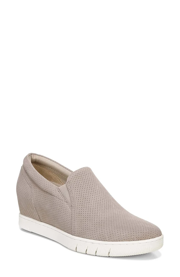 Naturalizer Women's Kaya Slip-On Sneaker