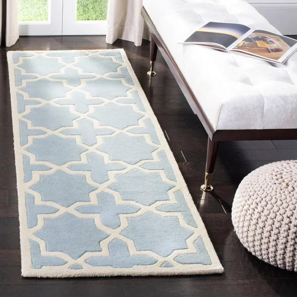 Safavieh 5& x 5& Square Chatham CHT732B Blue - Ivory Rug