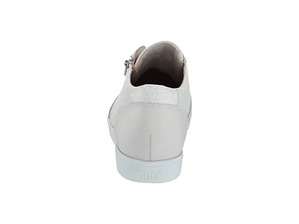 Women's Munro Gabbie Sneaker - Size 5 M - White