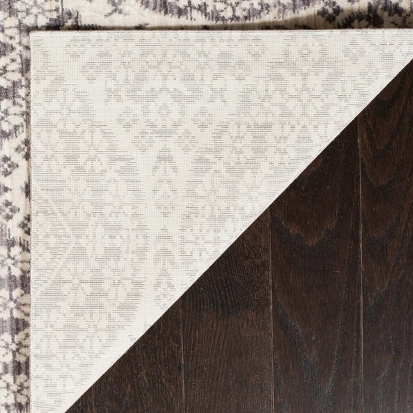 Safavieh Valencia Alpine & Cream 3& x 5& Rug