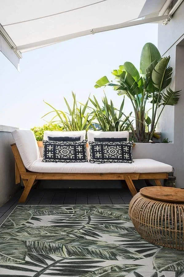 8&x10&, Machine Washable Area Rug, Kid & Pet Friendly, Outdoor Rug, Outdoor Filifera Palm Green Rug, Ruggable