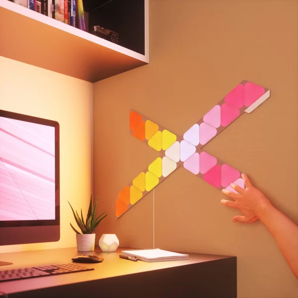 Nanoleaf Shapes - Mini Triangle Smarter Kit