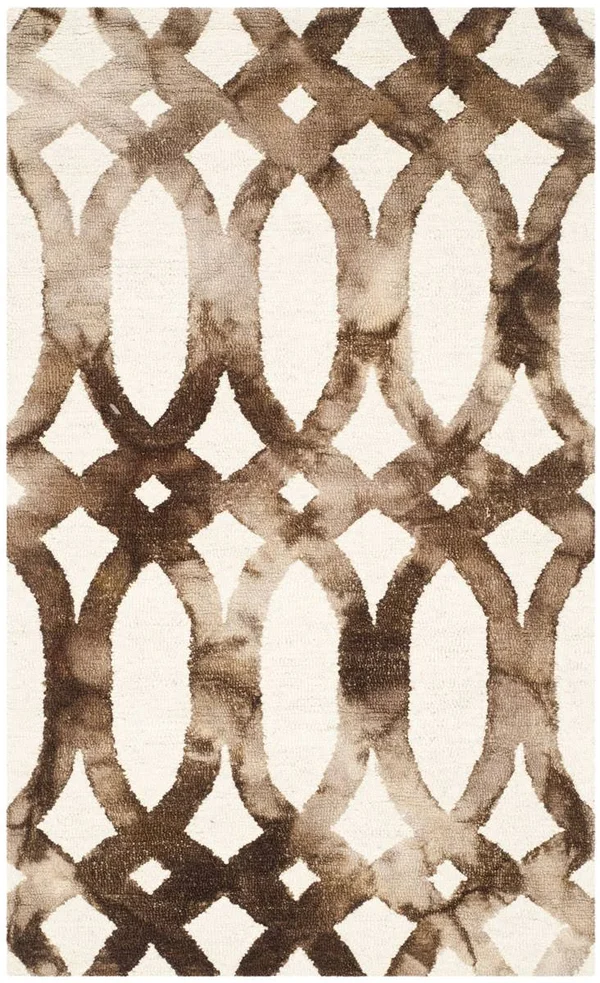 Safavieh Dip Dye Ivory/Chocolate Area Rug; 4& x 6&