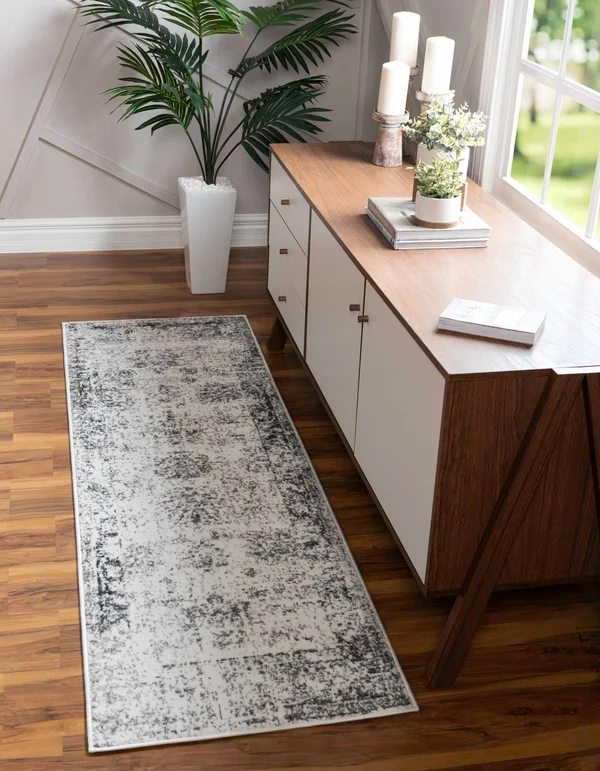 Unique Loom Sofia Casino Gray 3& 3 x 19& 8 Runner Rug, Grey