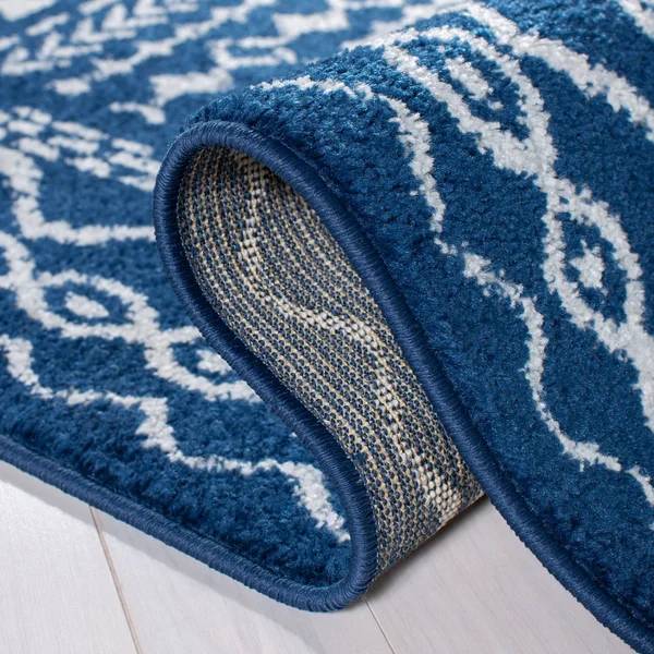 Safavieh 5&3x22 x 7&6x22 Navy/Ivory Tulum TUL-268 Area Rug