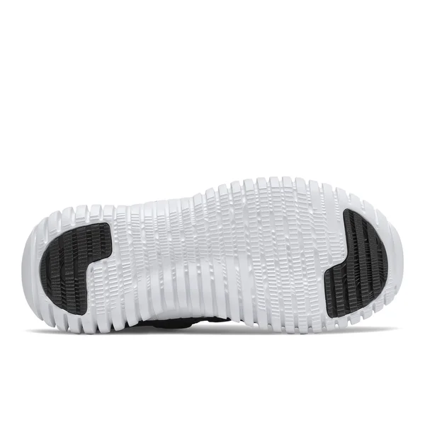 New Balance Kids& Playgruv - Black/White (Size 1)