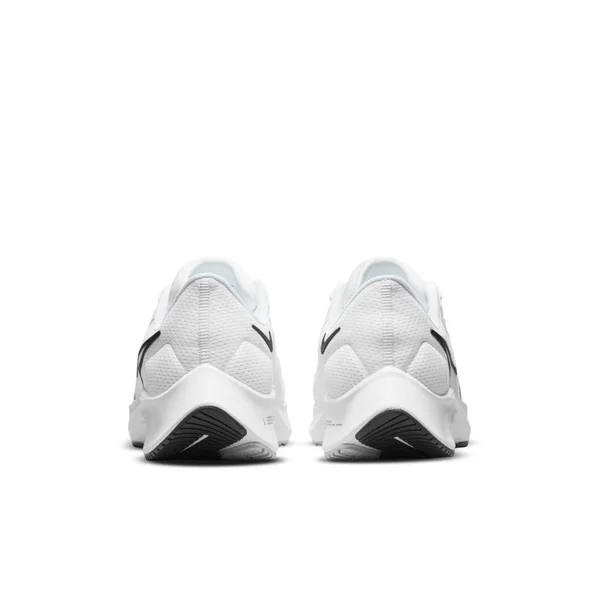 Nike Men's Air Zoom Pegasus 38 Running Shoes, White