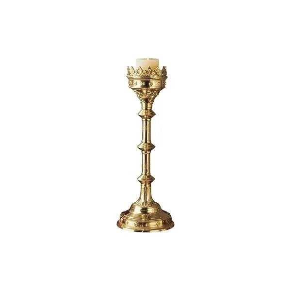 Design Toscano Chartres Cathedral Gothic Candlestick Grande