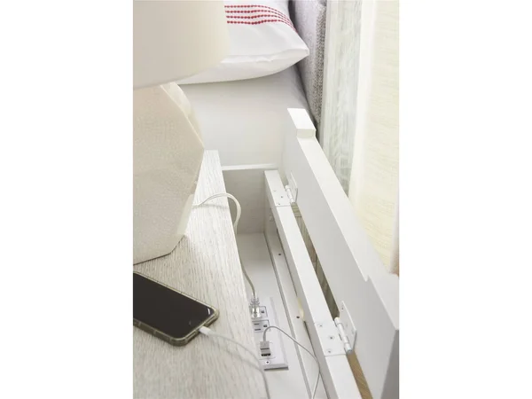 Smartstuff Modern Spirit Nightstand