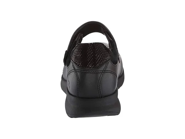 Women's Clarks Un Adorn Strap Mary Jane - Size: 10, Black