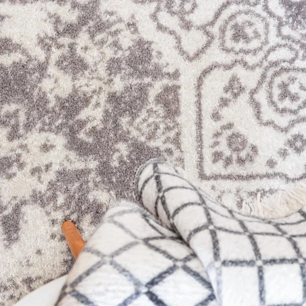 Rugs.com Arlington Collection Rug 8& x 10& Oval White Medium-Pile Rug Perfect