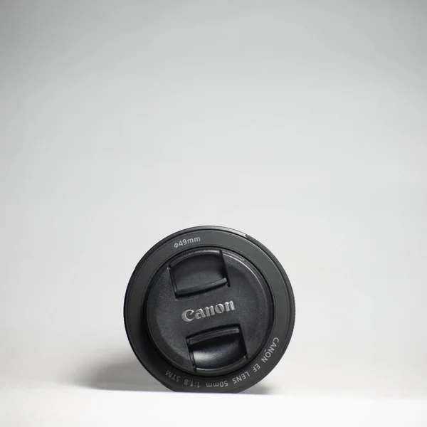 Canon Single Focus Lens - 50mm - F/1.8