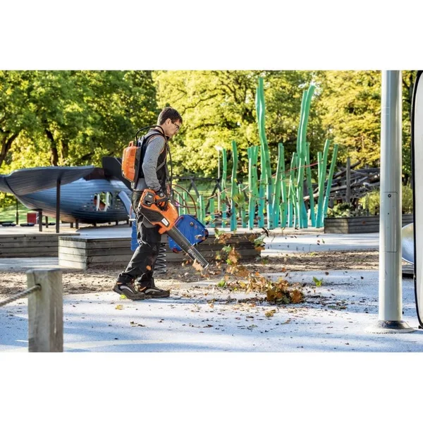 Husqvarna 525iB Blower