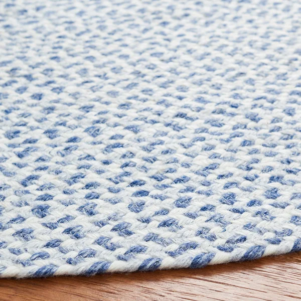 Safavieh 5& x 5& Round Braided BRD801A Ivory Rug