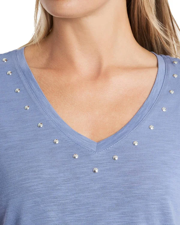Vince Camuto Studded V-Neck Cotton Blend T-Shirt - Size XX-Small in Blue Cloud at Nordstrom