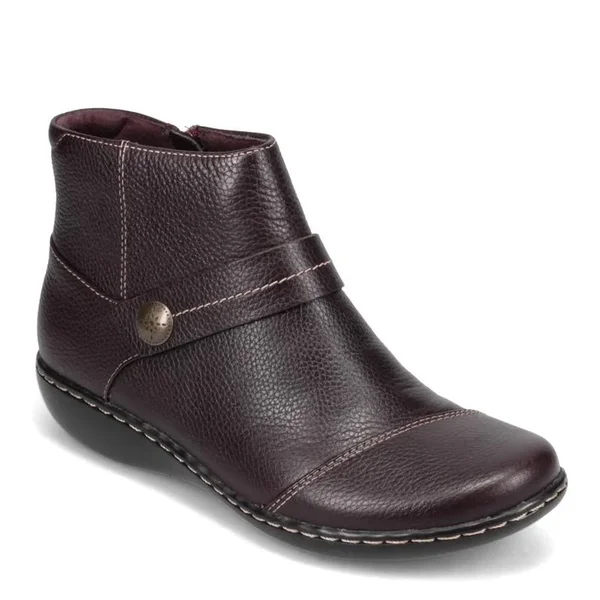 Clarks Womens Ashland Pine Booties Flat Heel - 11 Wide, Red