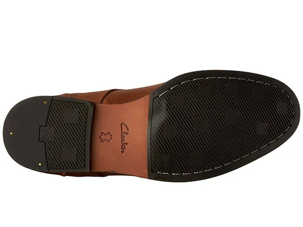 Clarks Men's Broyd Mid Chukka Boot - Size: 8, Tan Leather