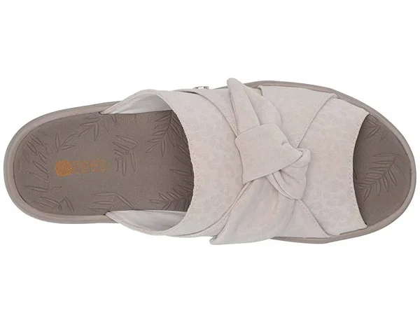 Bzees Smile 12 Women's Cream