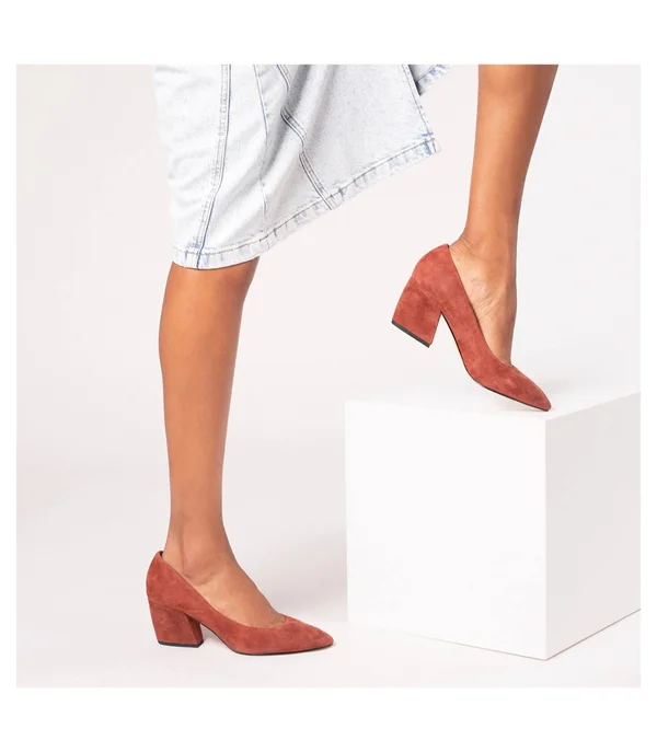 Botkier Stella Pump Rust - 7.5